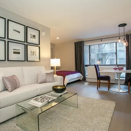 Luxury Studio Apartment - Midtown West B